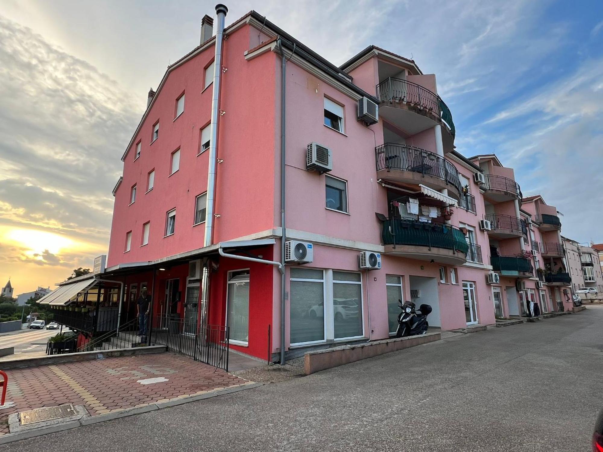 Lungo Mare Apartment With Terrace Πούλα Εξωτερικό φωτογραφία
